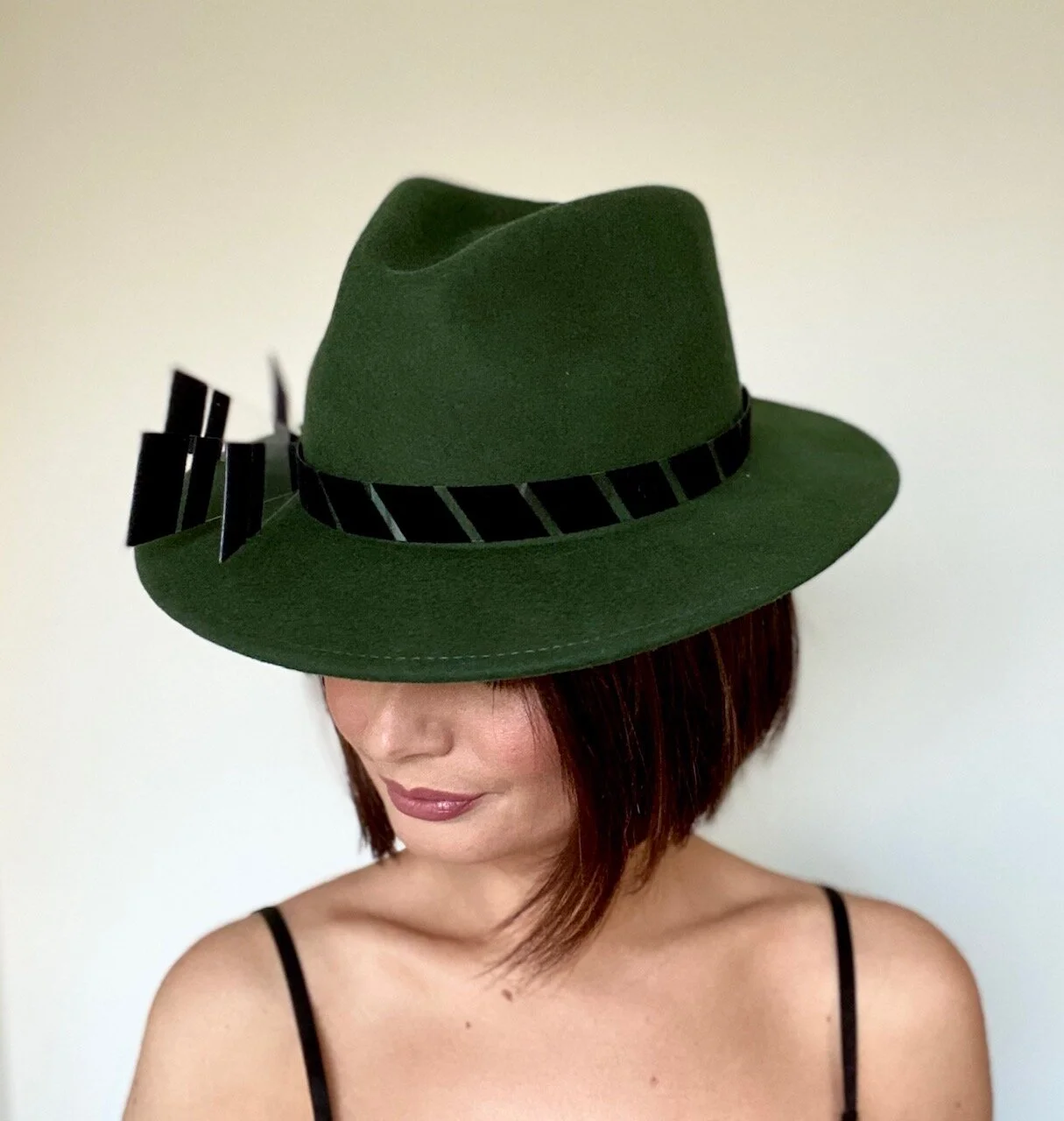 Emerald Trilby 1.JPG
