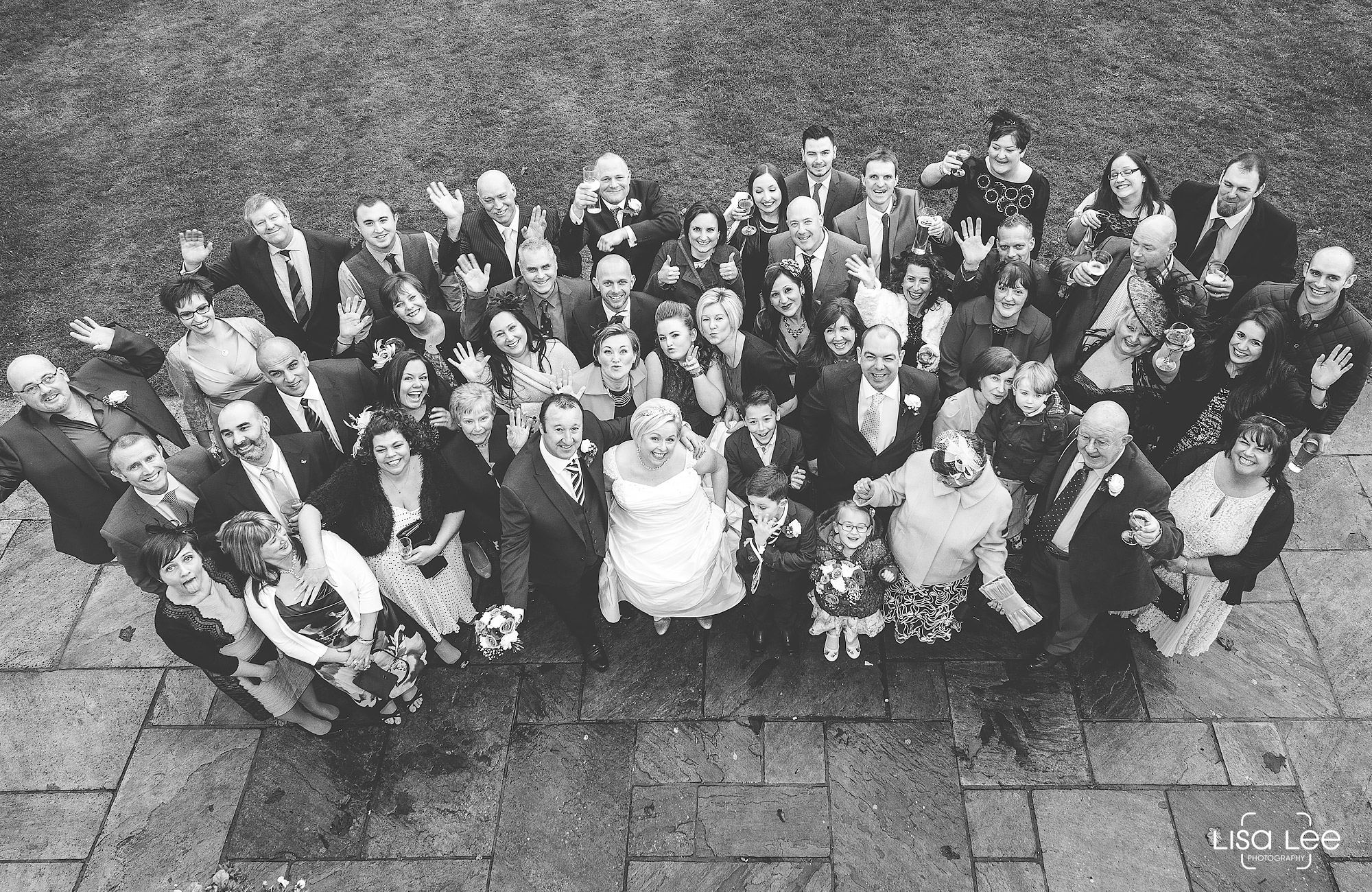 lisa-lee-wedding-photography-new-forest-dorset-groupshot.jpg
