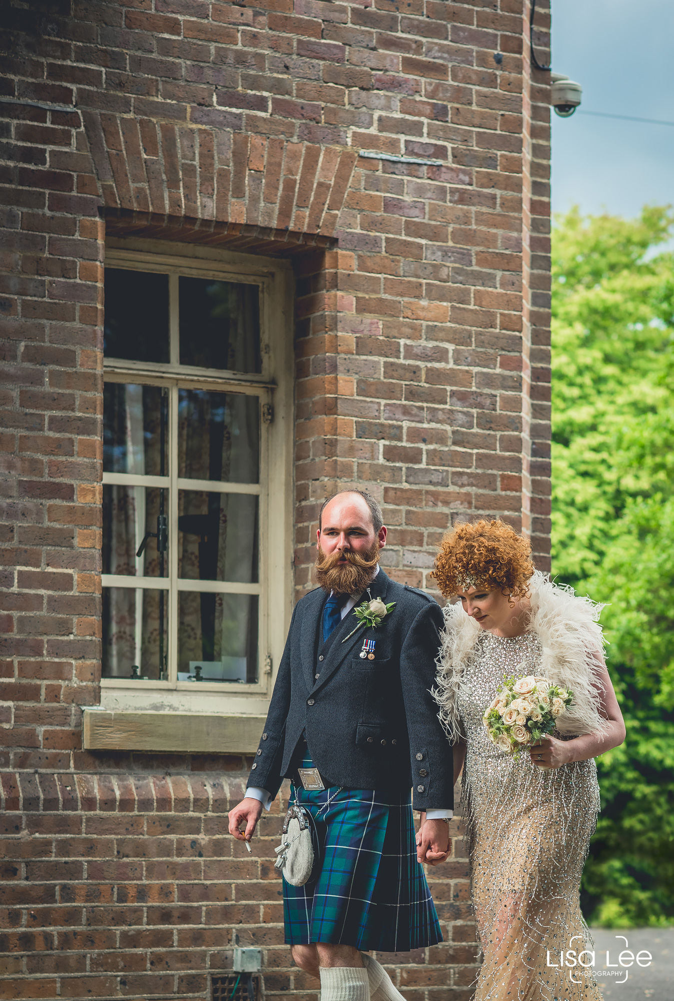 lisa-lee-wedding-photography-couple-talbot-heath-4.jpg