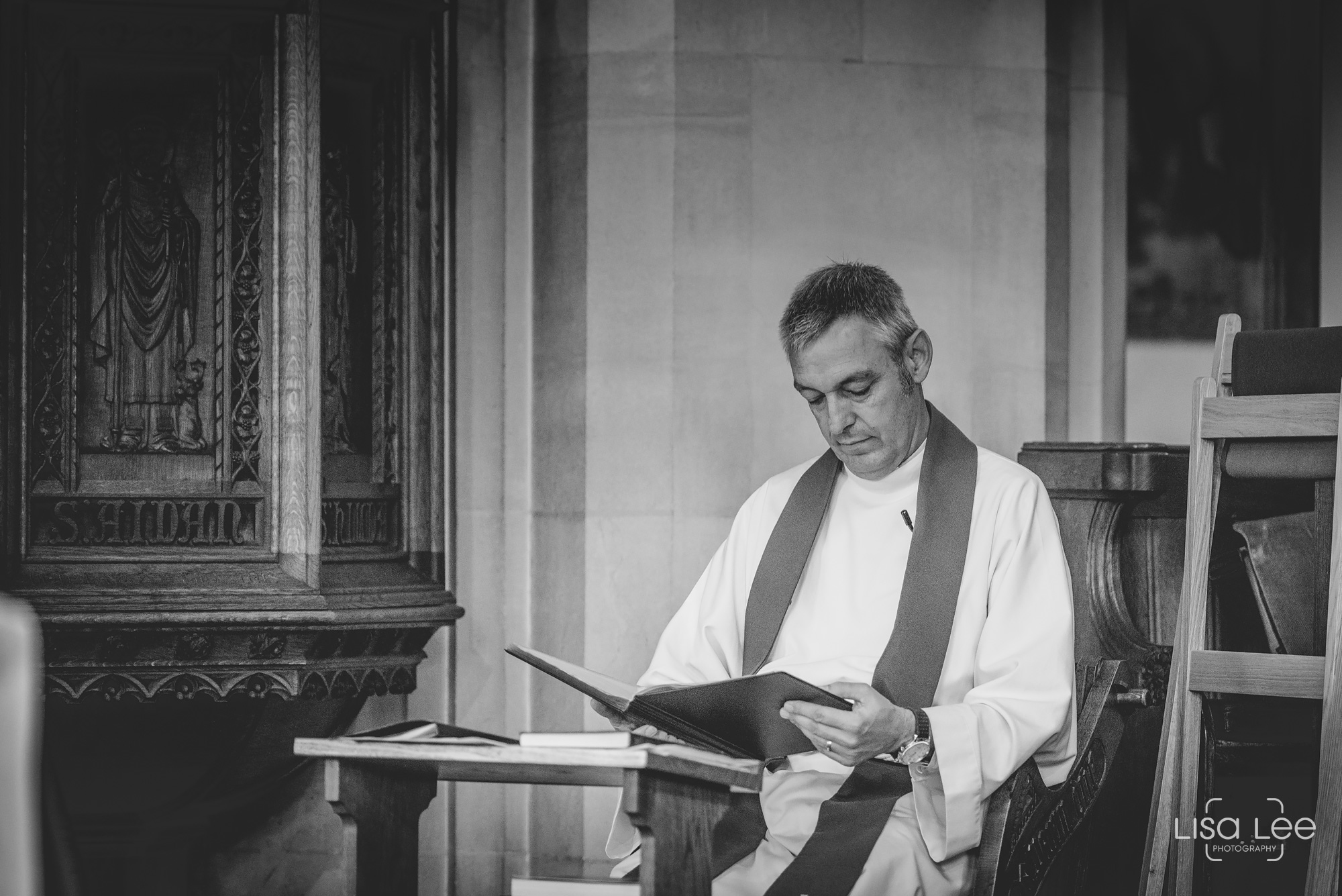 All-Saints-Church-Lisa-Lee-Documentary-Wedding-Photography-23.jpg