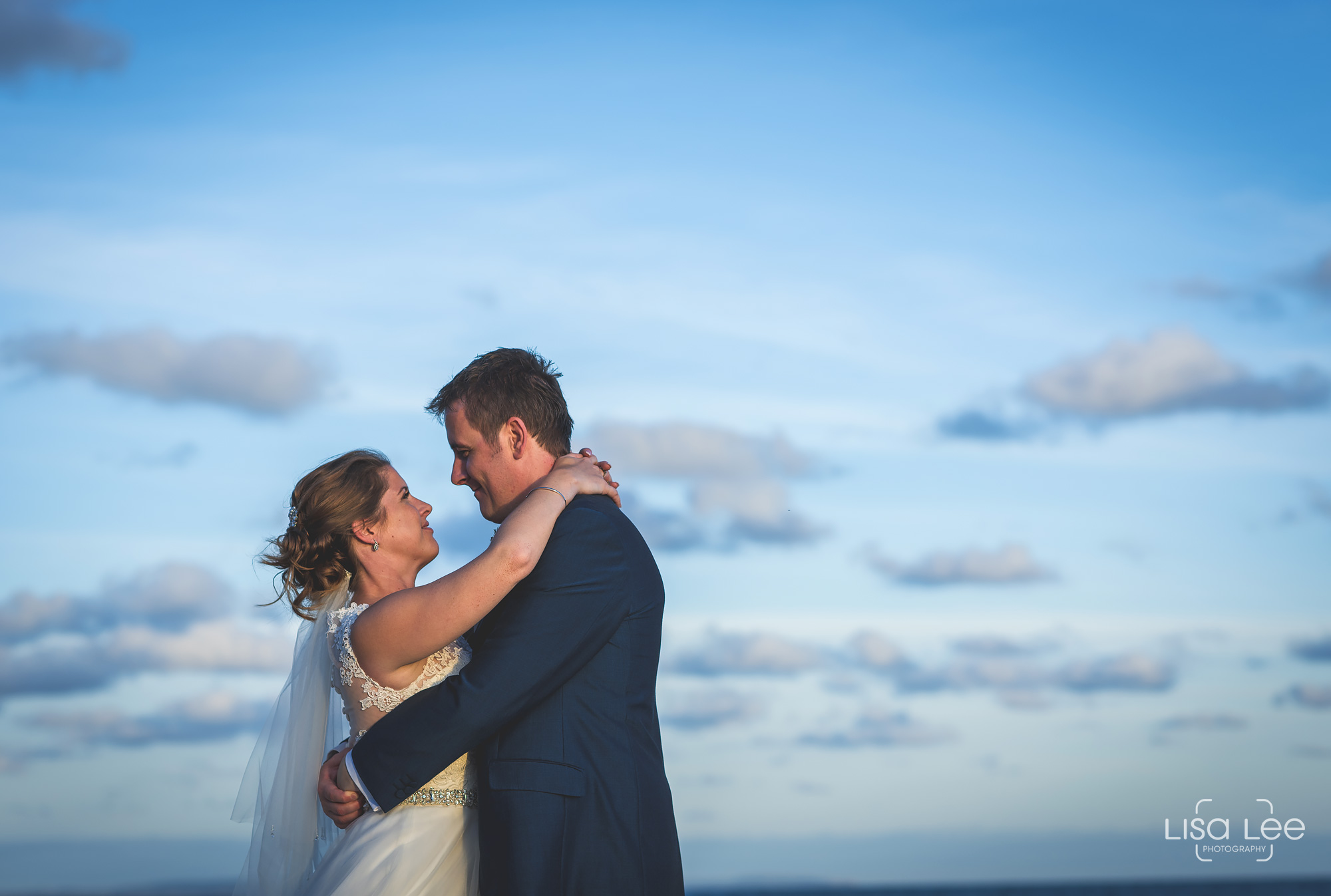 Bournemouth-Beach-Lisa-Lee-Documentary-Wedding-Photography-7.jpg