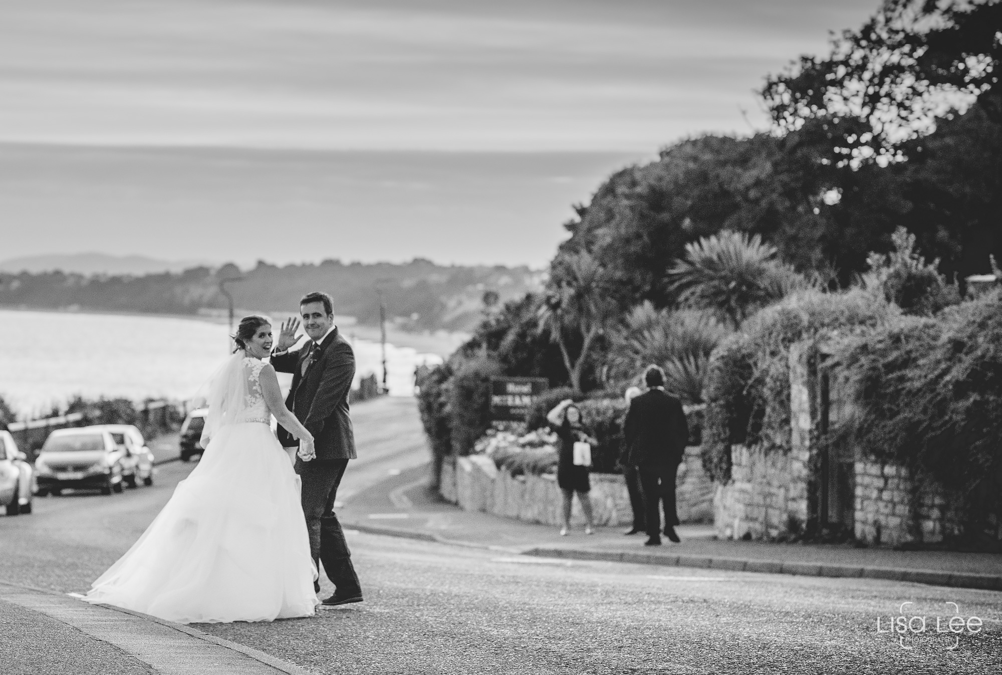 Bournemouth-Beach-Lisa-Lee-Documentary-Wedding-Photography-8.jpg