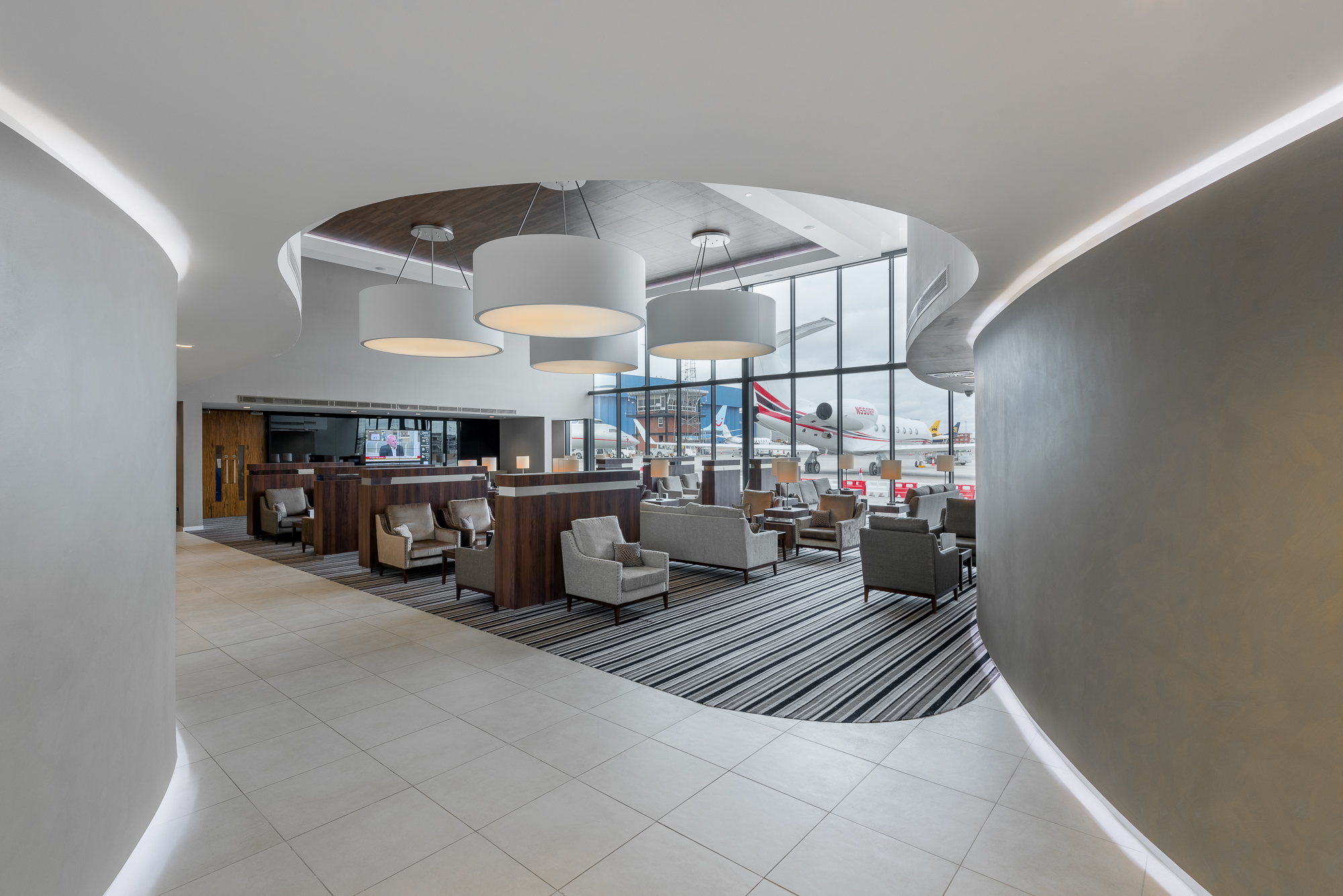 Commercial-interior-photography-luton-airport-9.jpg