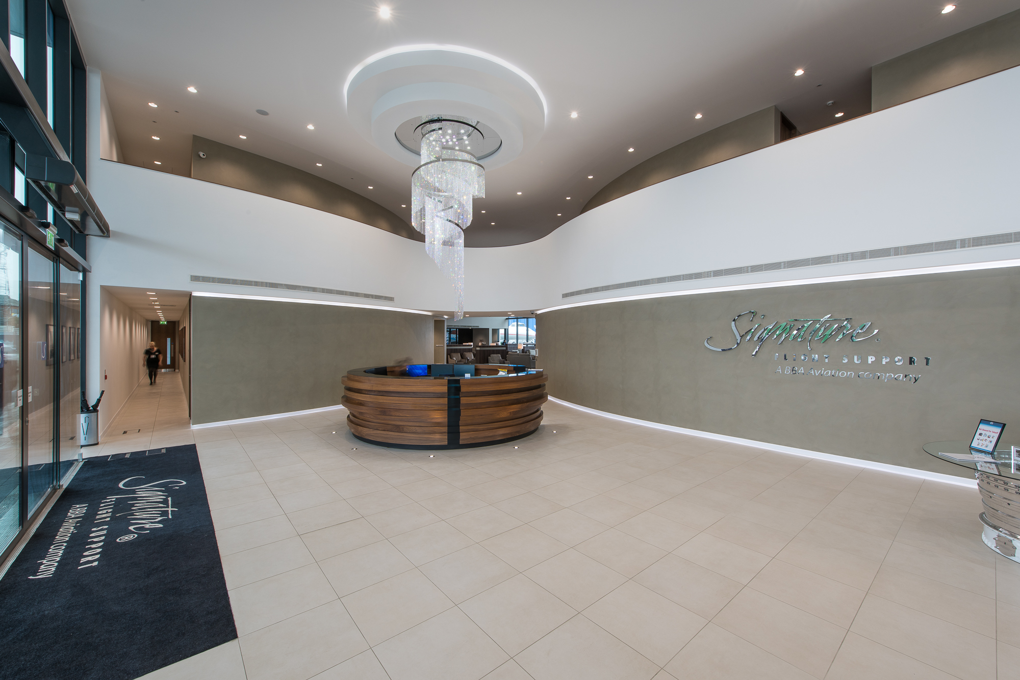 Commercial-interior-photography-luton-airport-12.jpg