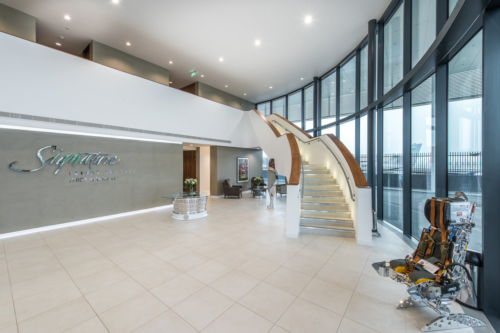 Commercial-interior-photography-luton-airport-13.jpg