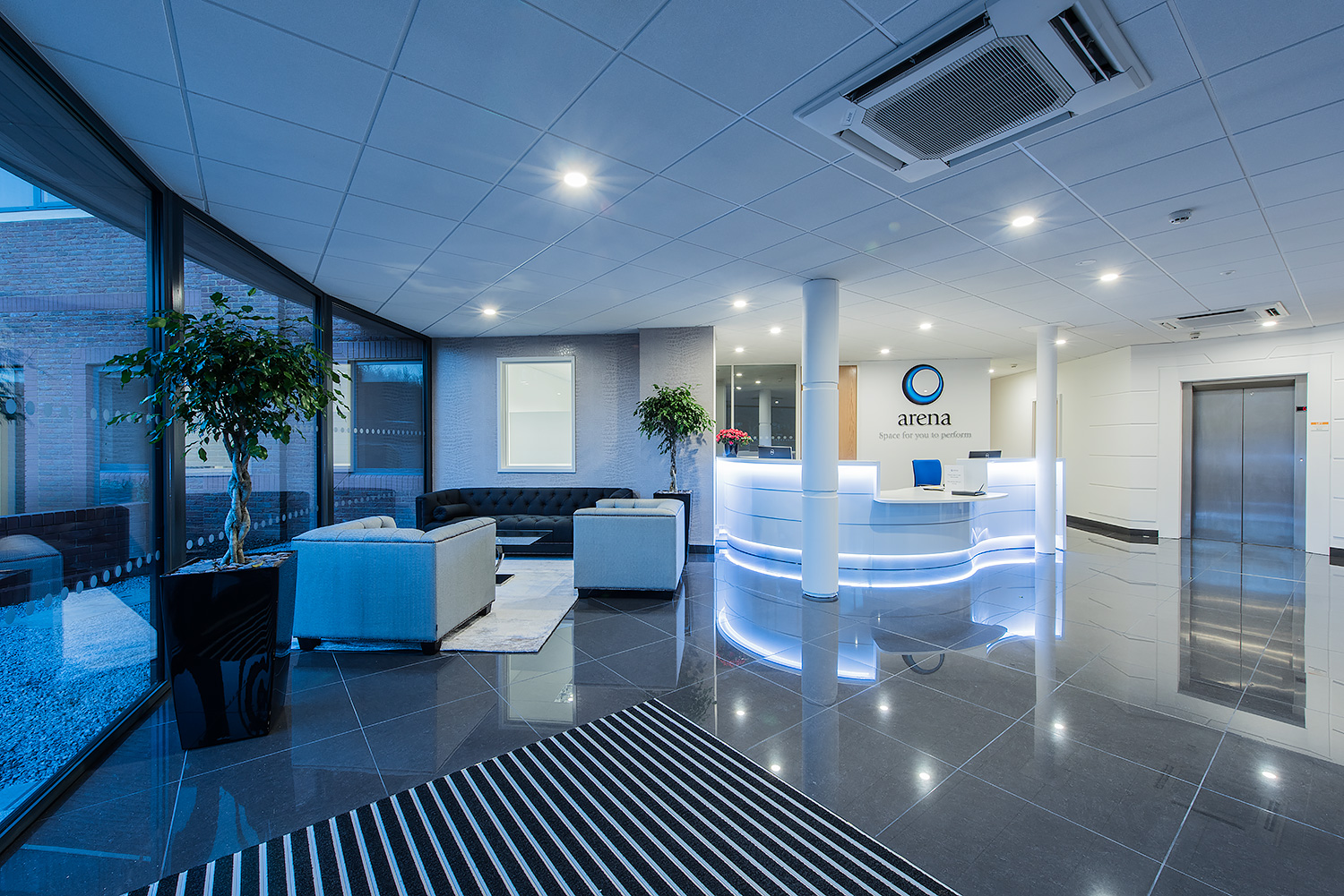 interior-photography-commercial-dorset-hampshire-arena-business-centres-7.jpg