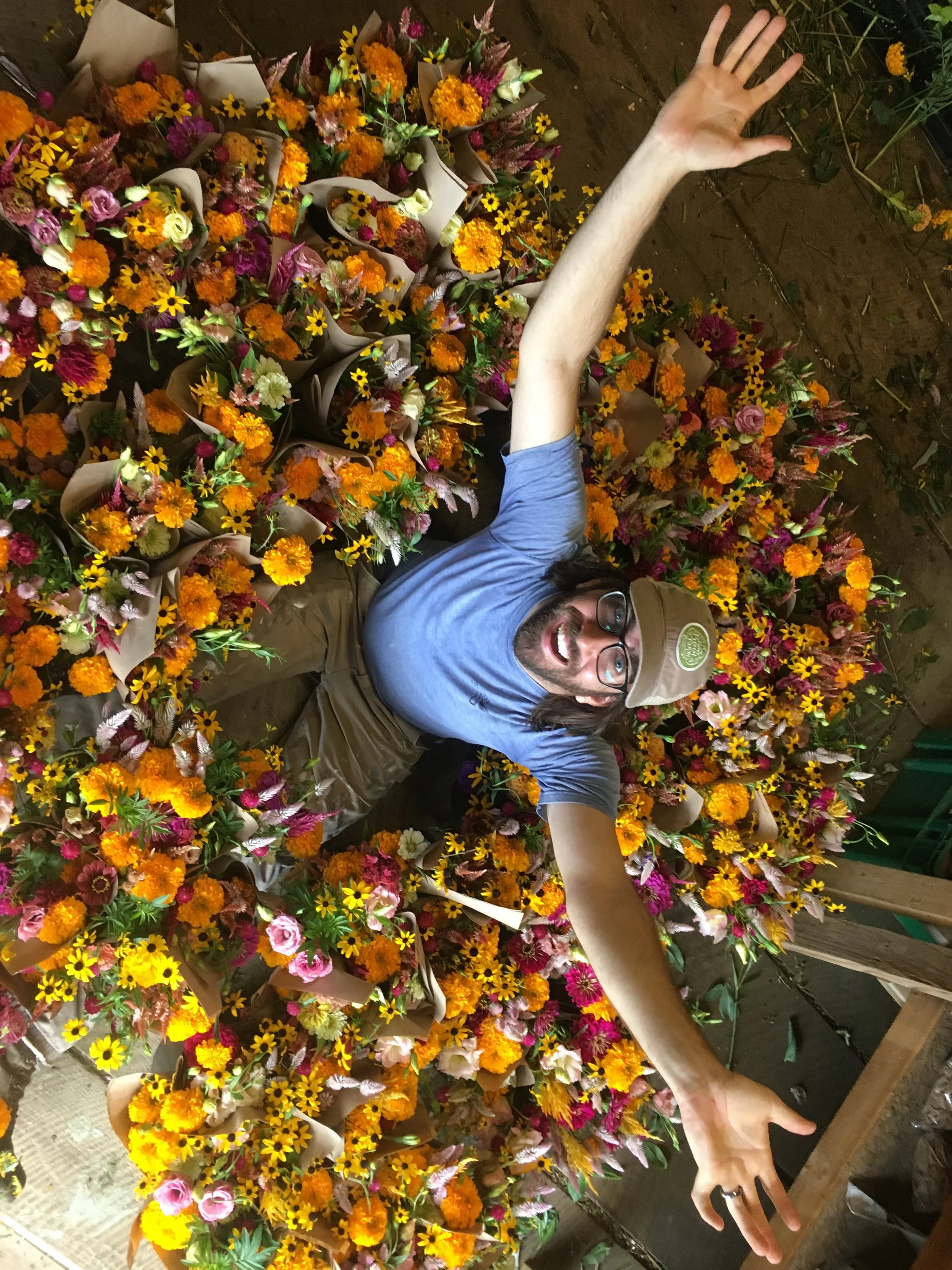 Peter came back to help with bouquets! 2019