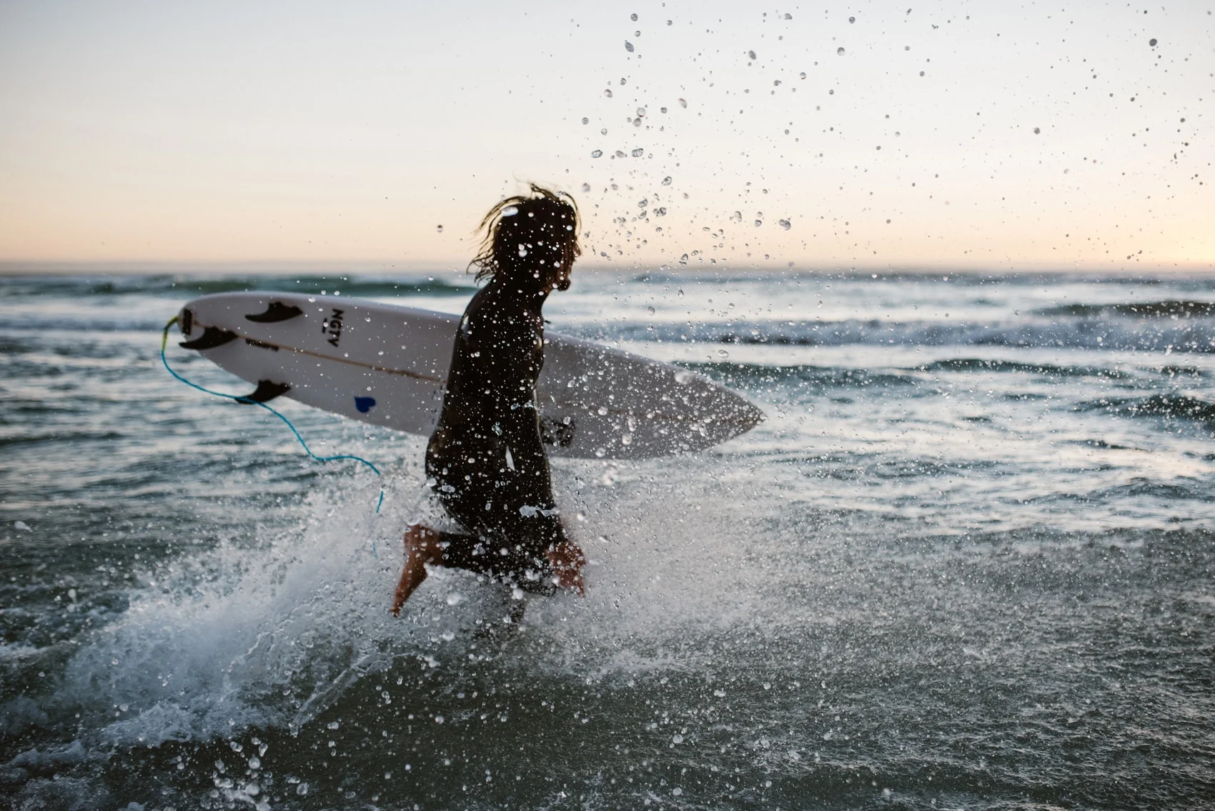 Paul_Surfing_KathrinSchafbauer-180.jpg
