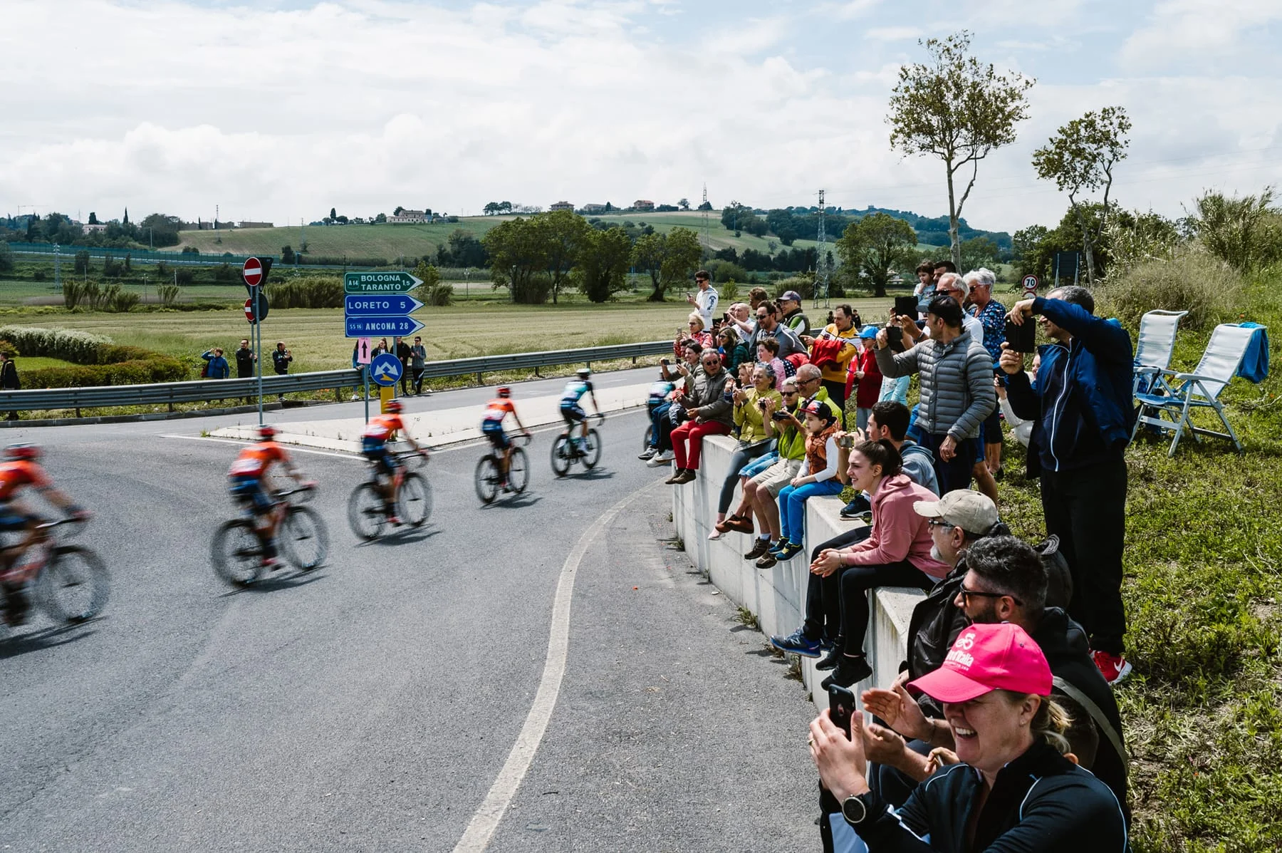 Giro2019_May18_Stage8_KSchafbauer-40.jpg