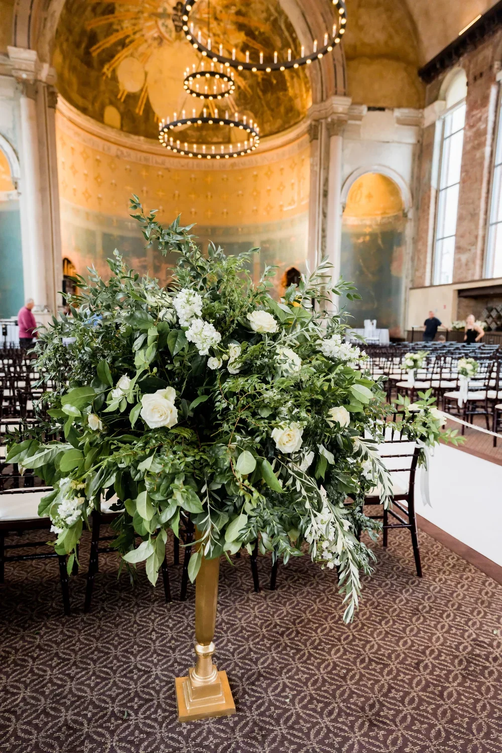 Grand Green and White Ceremony Arrangement