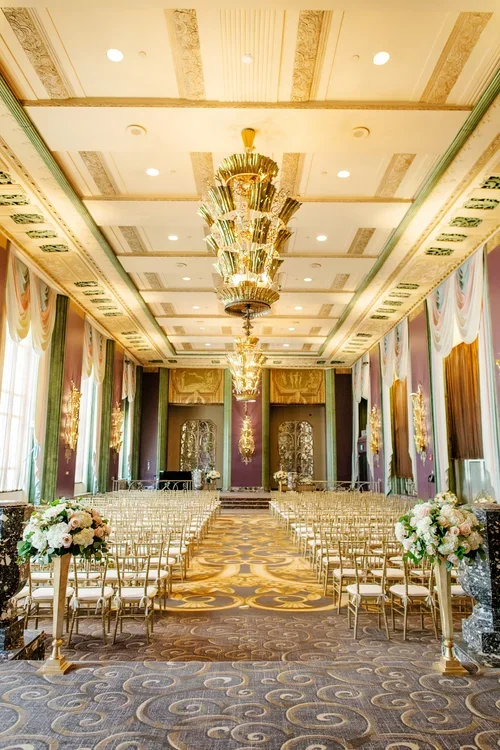Elegant Ceremony Setup at The Hilton Netherland Plaza