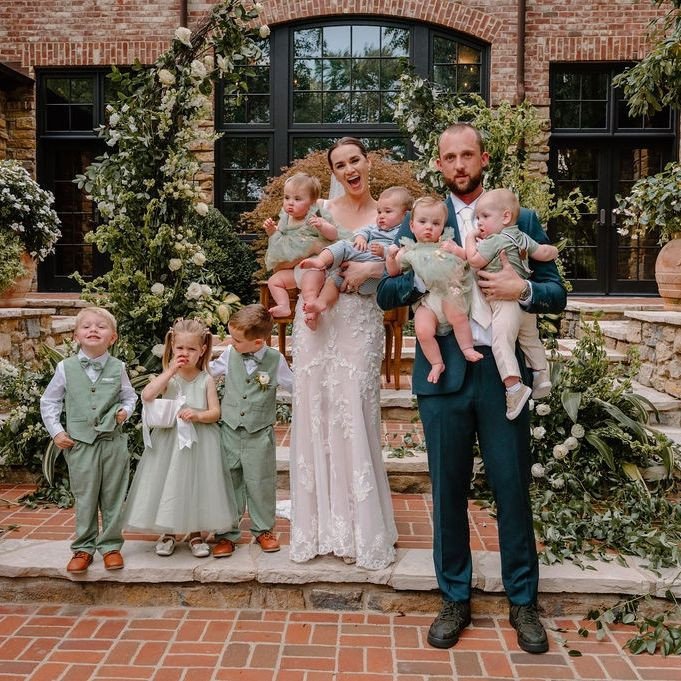Aspen and Jake kept their wedding small and intimate, creating the sweetest family moments. We tear up just looking at these.⁠
⁠
Vendor Team:⁠
Floral and Event Design: @clflorals⁠
Wedding Coordinator: @eleganteventsbyelisa ⁠
Photographer: @khermanpho