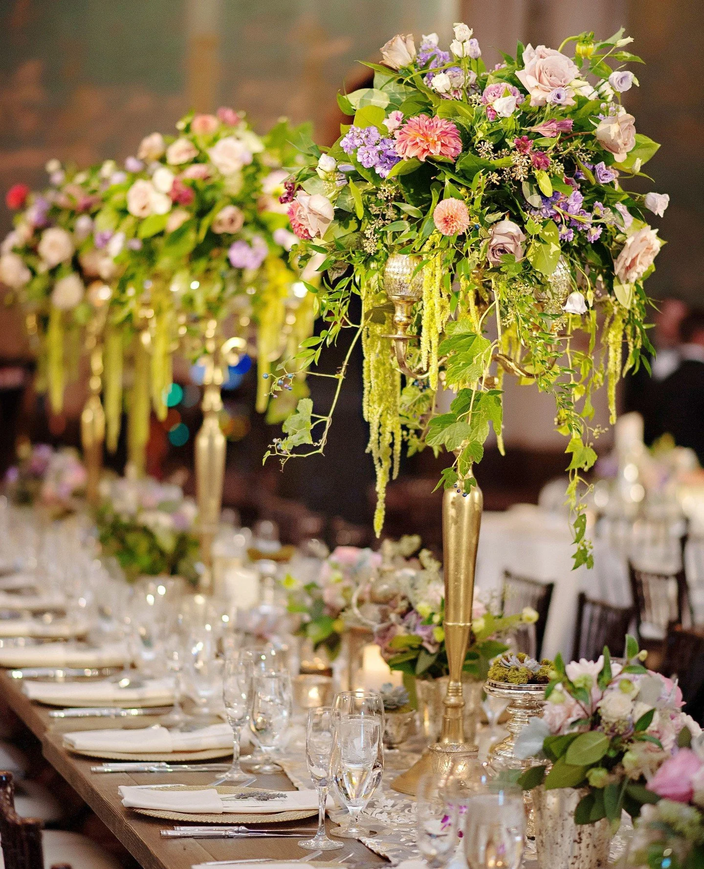 Looking for a show-stopping centerpiece that really stands out? Heck yes! Here are a few of our top picks.