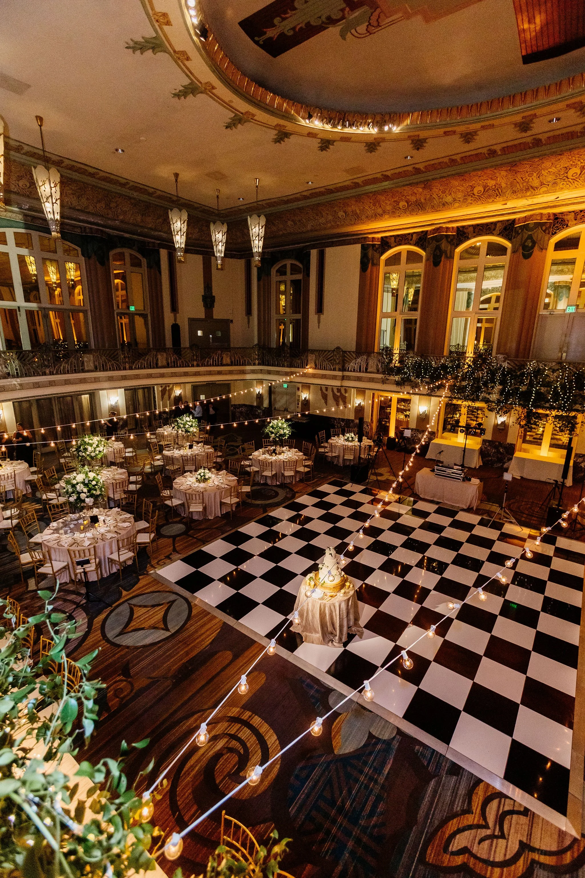 Hilton.Netherland.Plaza.Wedding.Flowers.40.jpg