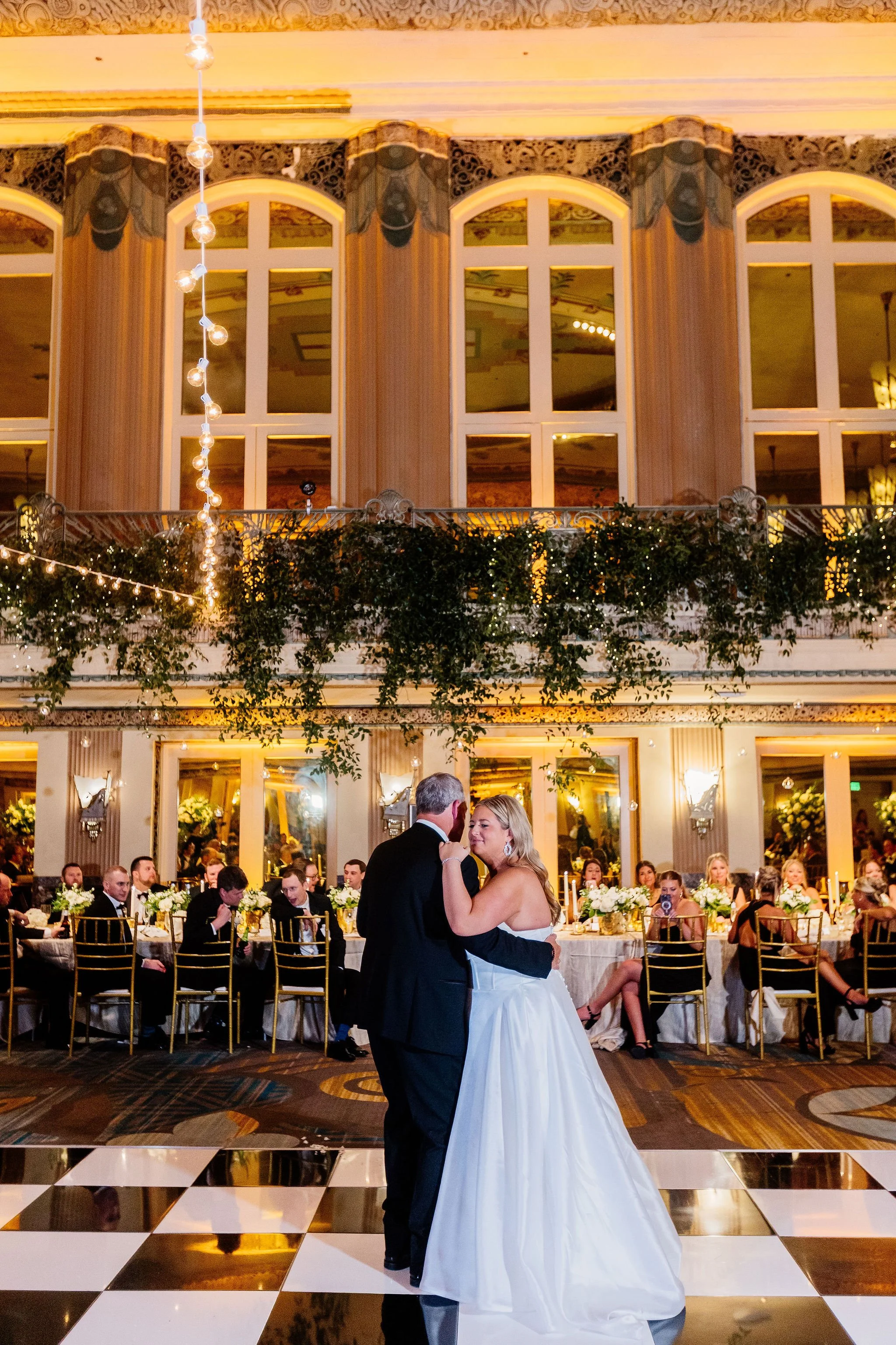 Hilton.Netherland.Plaza.Wedding.Flowers.52.jpg