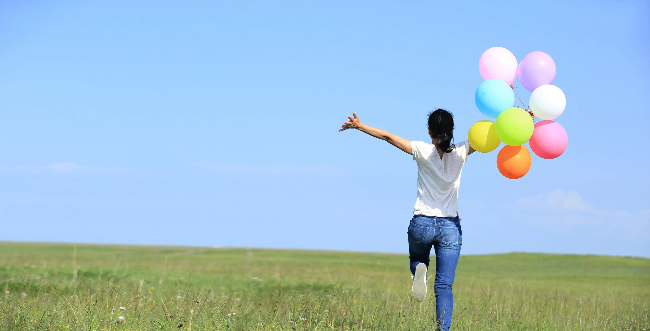 Frau_mit_Ballonen.jpg