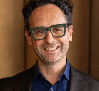 Tour Leader Nicholas Bochner
