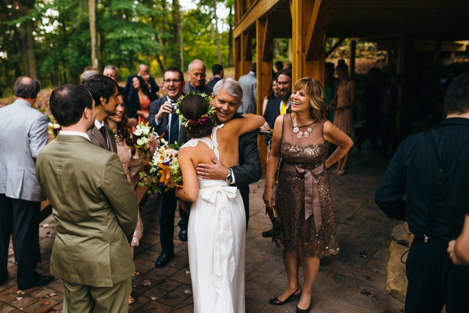Julie-Aaron-Ely-Brothers-Columbus-Ohio-Mohicans-Grand-Barn-State-Park_0260.jpg