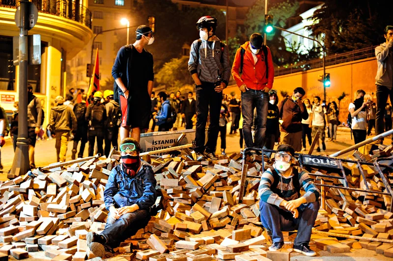 Taksim_Protesters.jpg