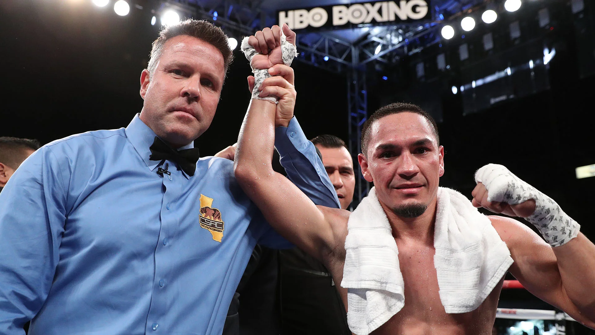 estrada-vs-mendez-11.jpg