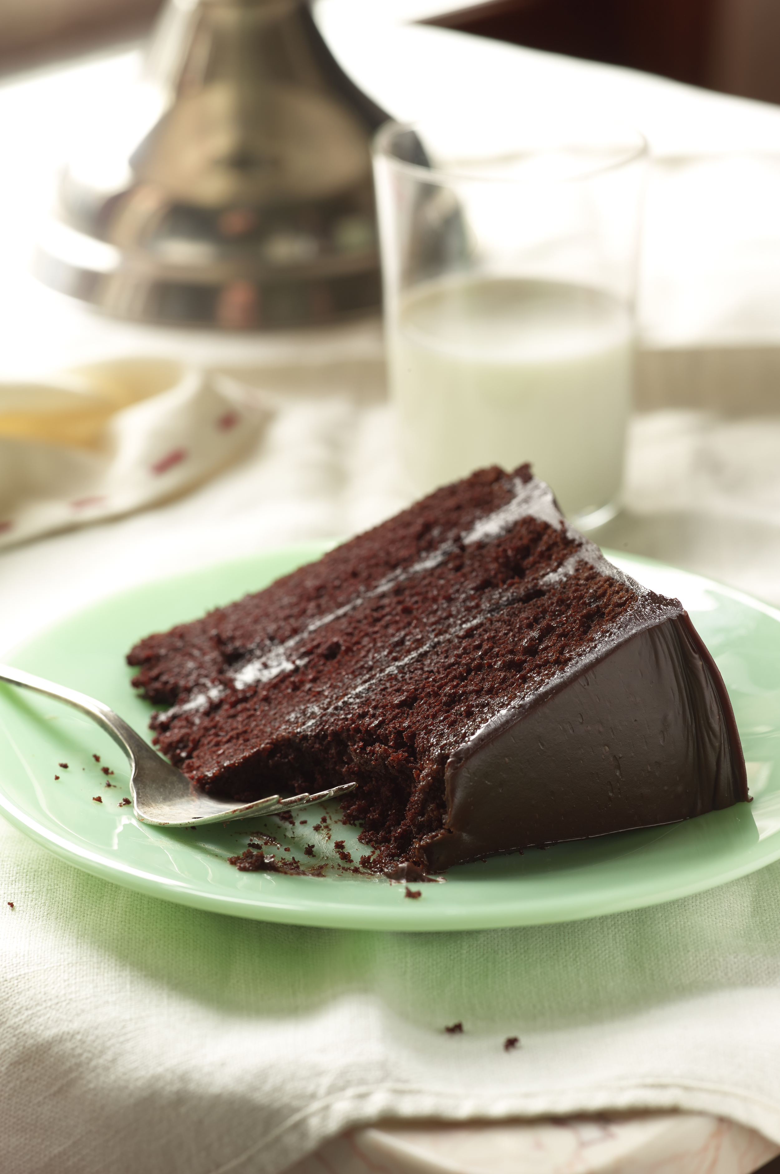 Chocolate_Layer_Cake_00145.jpg