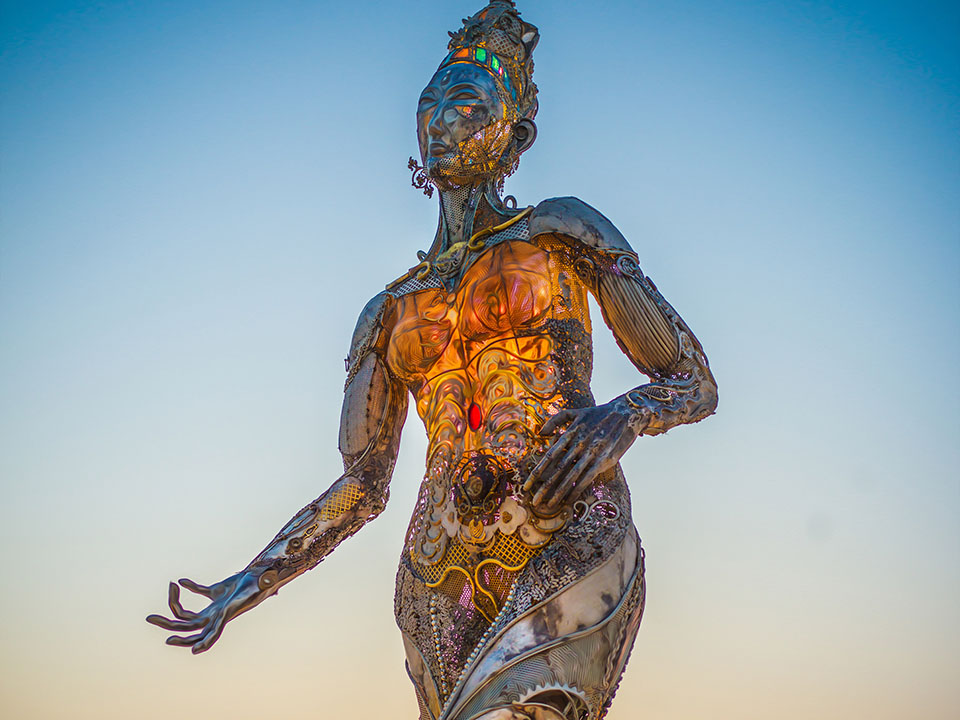 Tara Mechani 