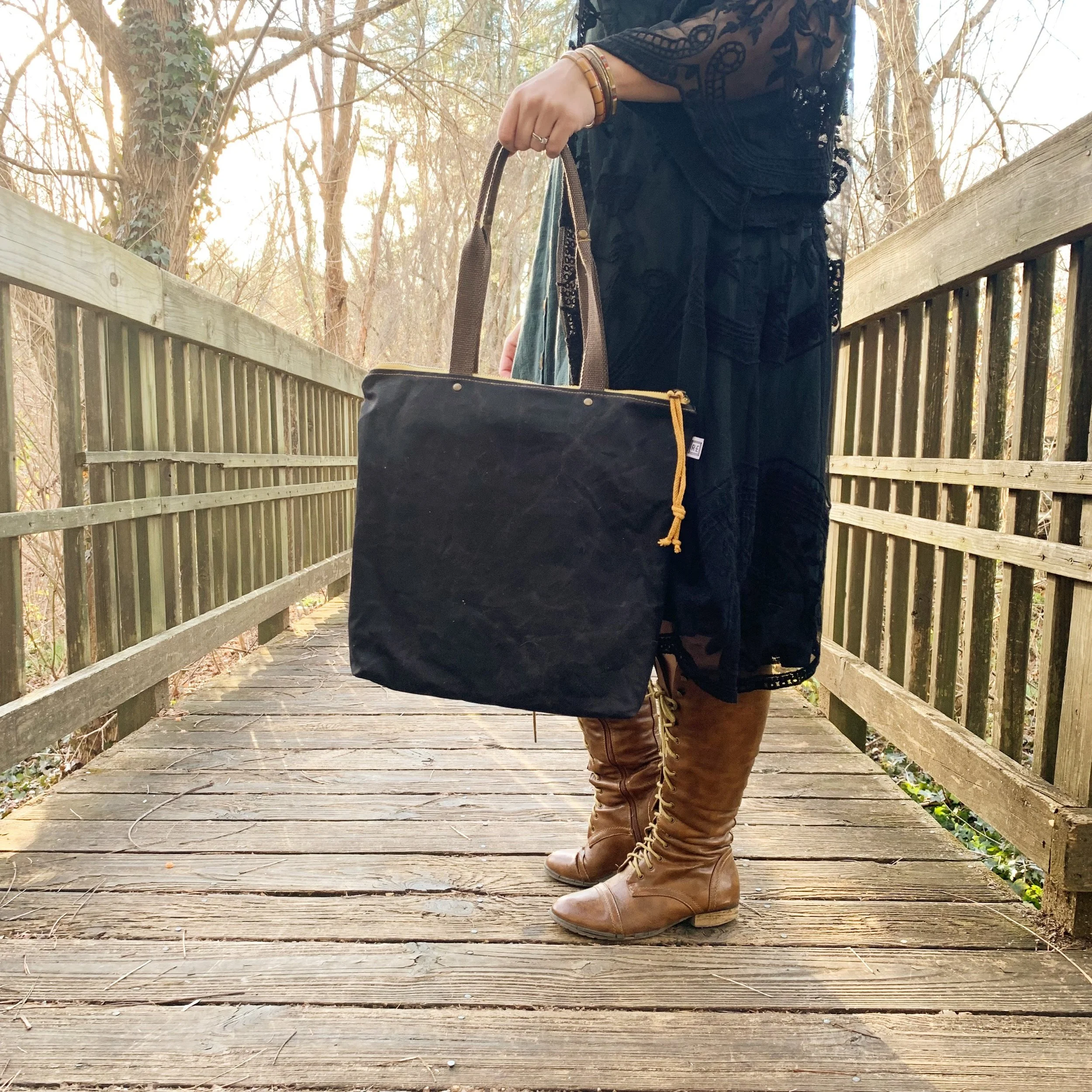 TOTE-WAX-E-L1.jpg (Copy)