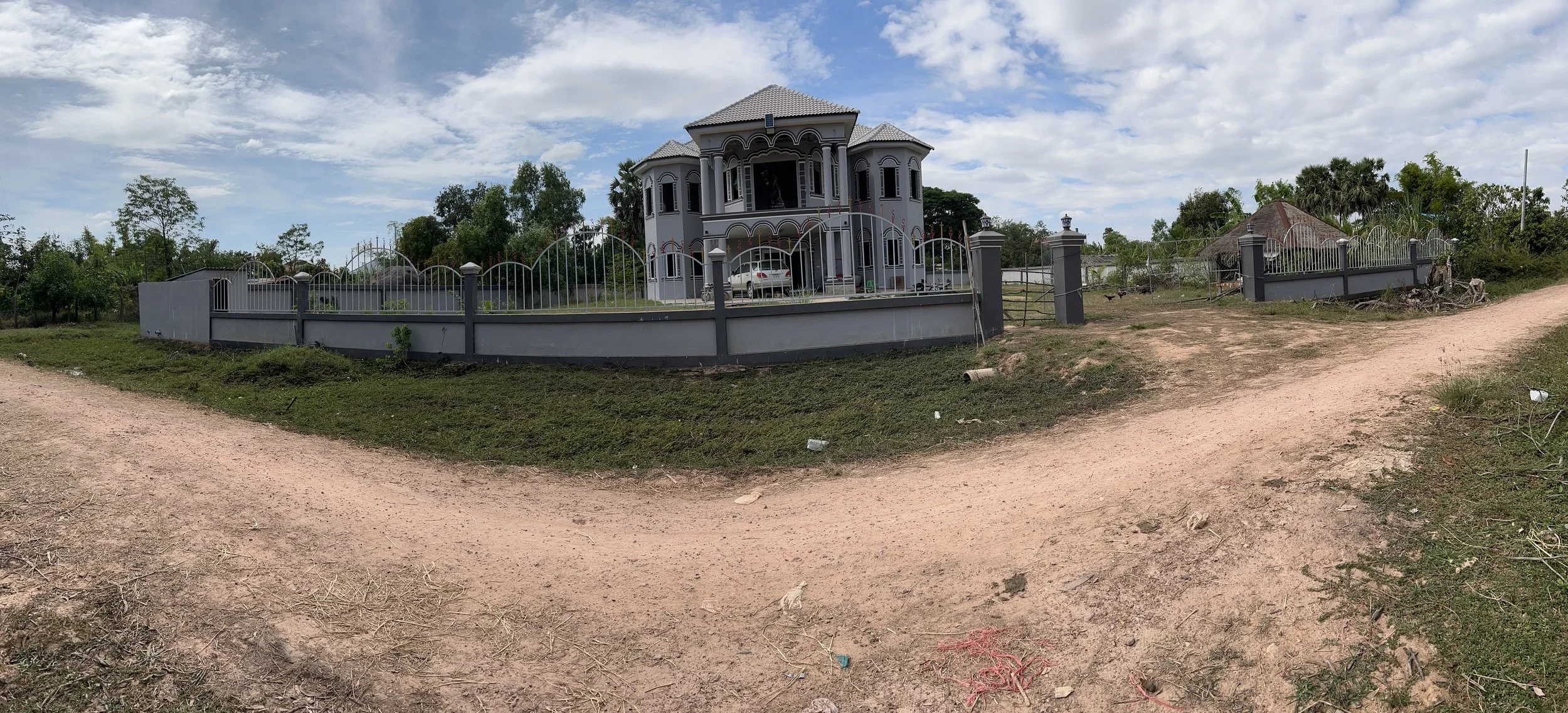 2125sqm Full 50m Road House Wide View.jpg