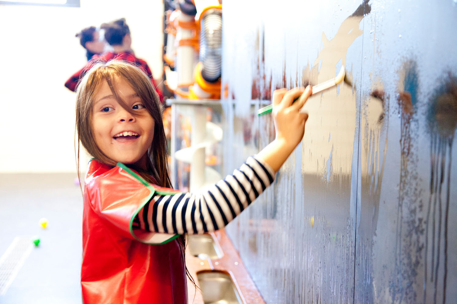 Slate_Paint_Wall_at_the_Wonder_Lab_in_Childrens_Museum_of_Cleveland.jpg
