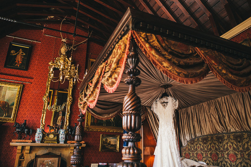 Seema-Neal-Modern-Indian-Wedding-UK21.jpg