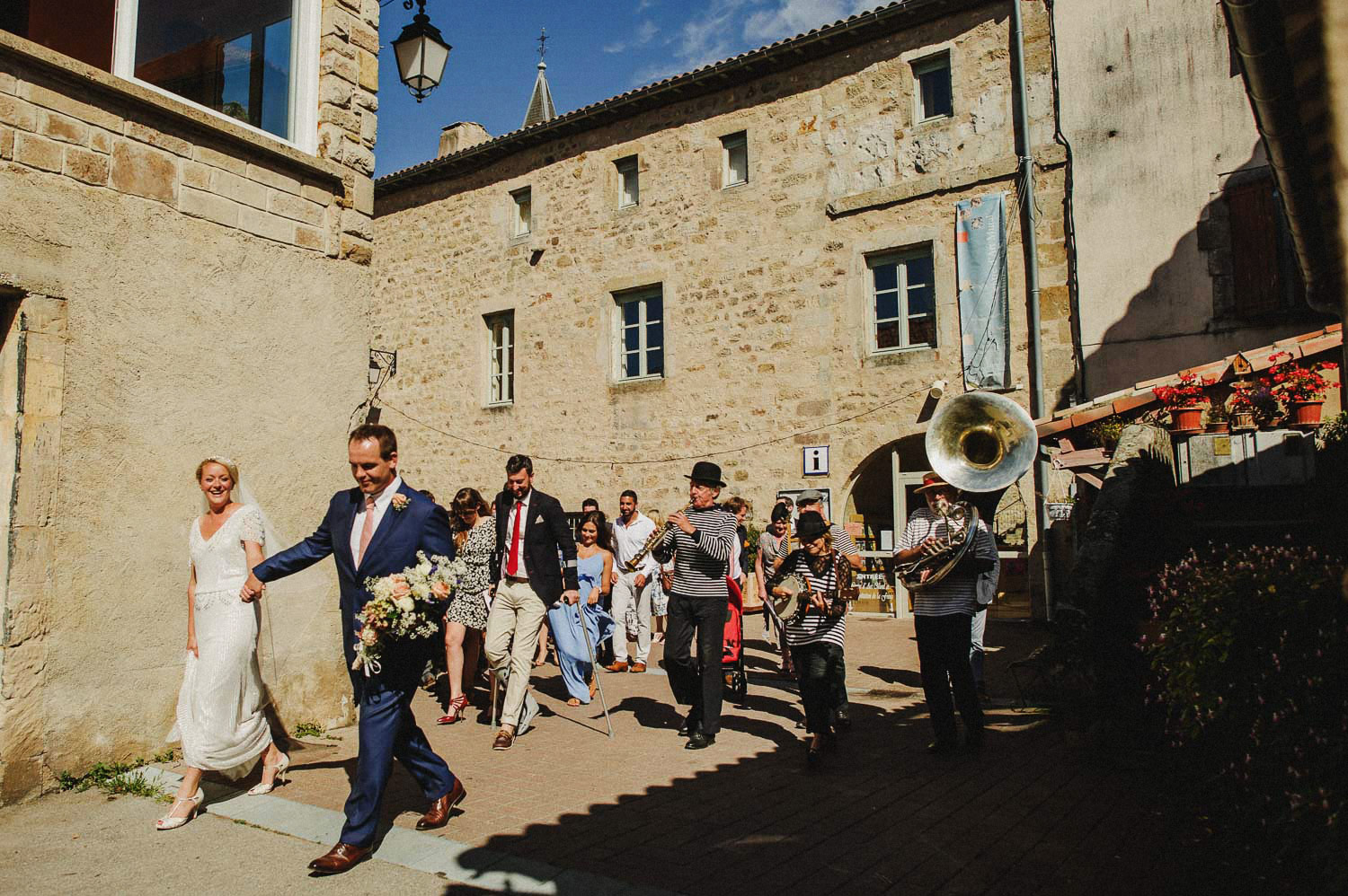 Toulouse documentary wedding photographer