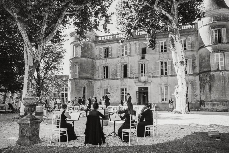 chateau de robernier wedding ceremony