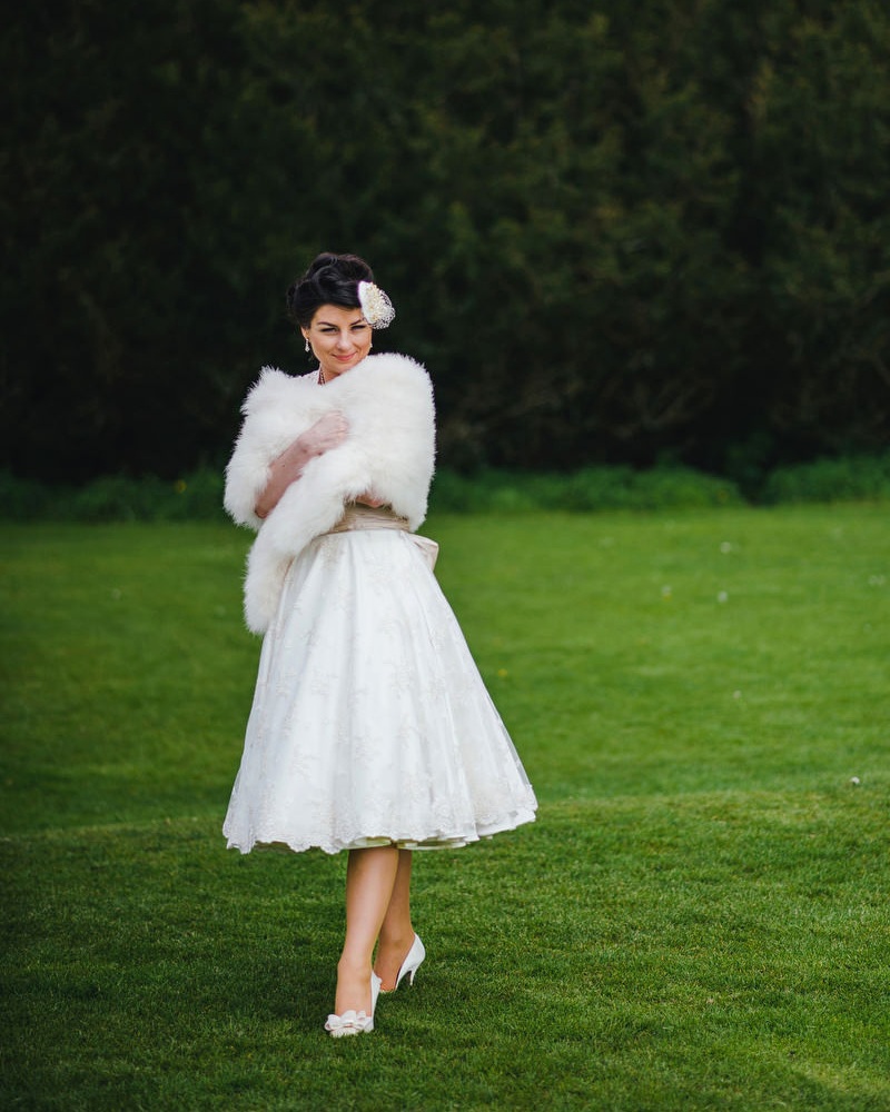 retro vintage fifties wedding dress