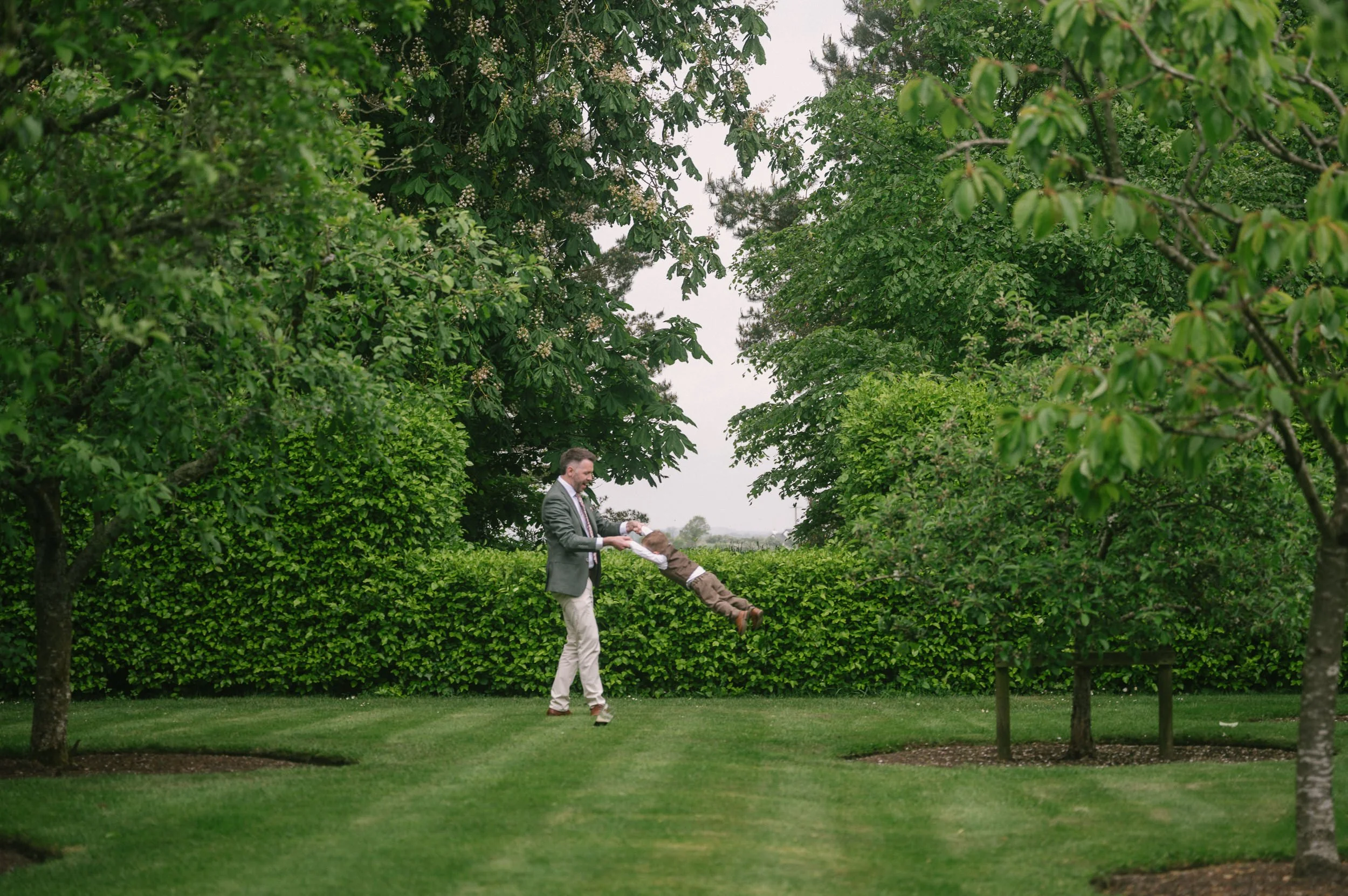Tullyveery house wedding photos-27.jpg