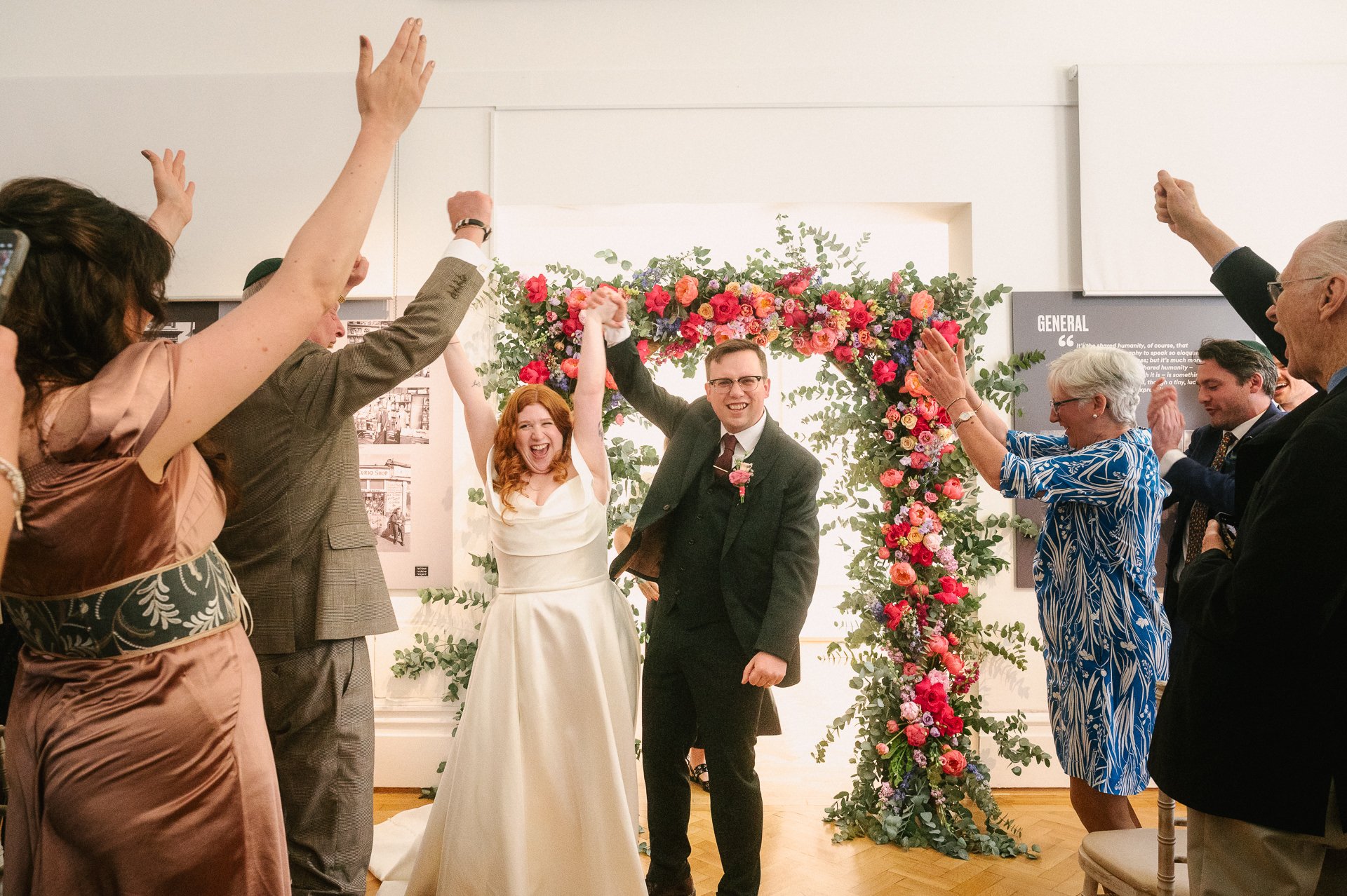 Just married couple in the Belfast Room at the Ulster Museum