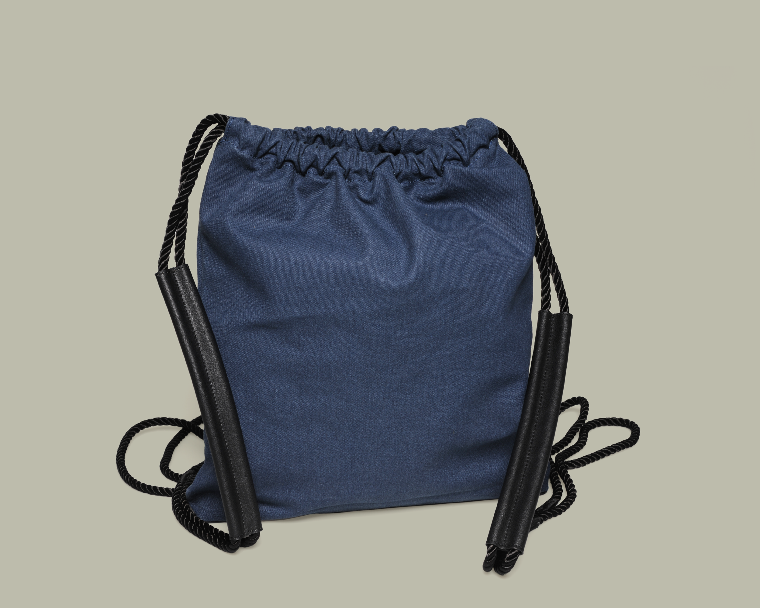 brandcraft_privatelabel_merchandise_agency_supplier_logo_emboss_die_punch_leather_artificial_leather_pu_packaging_packaging_packaging_drawstring_bag_pull_sack_turn_bag_canvas_cotton_AJH_6468.png