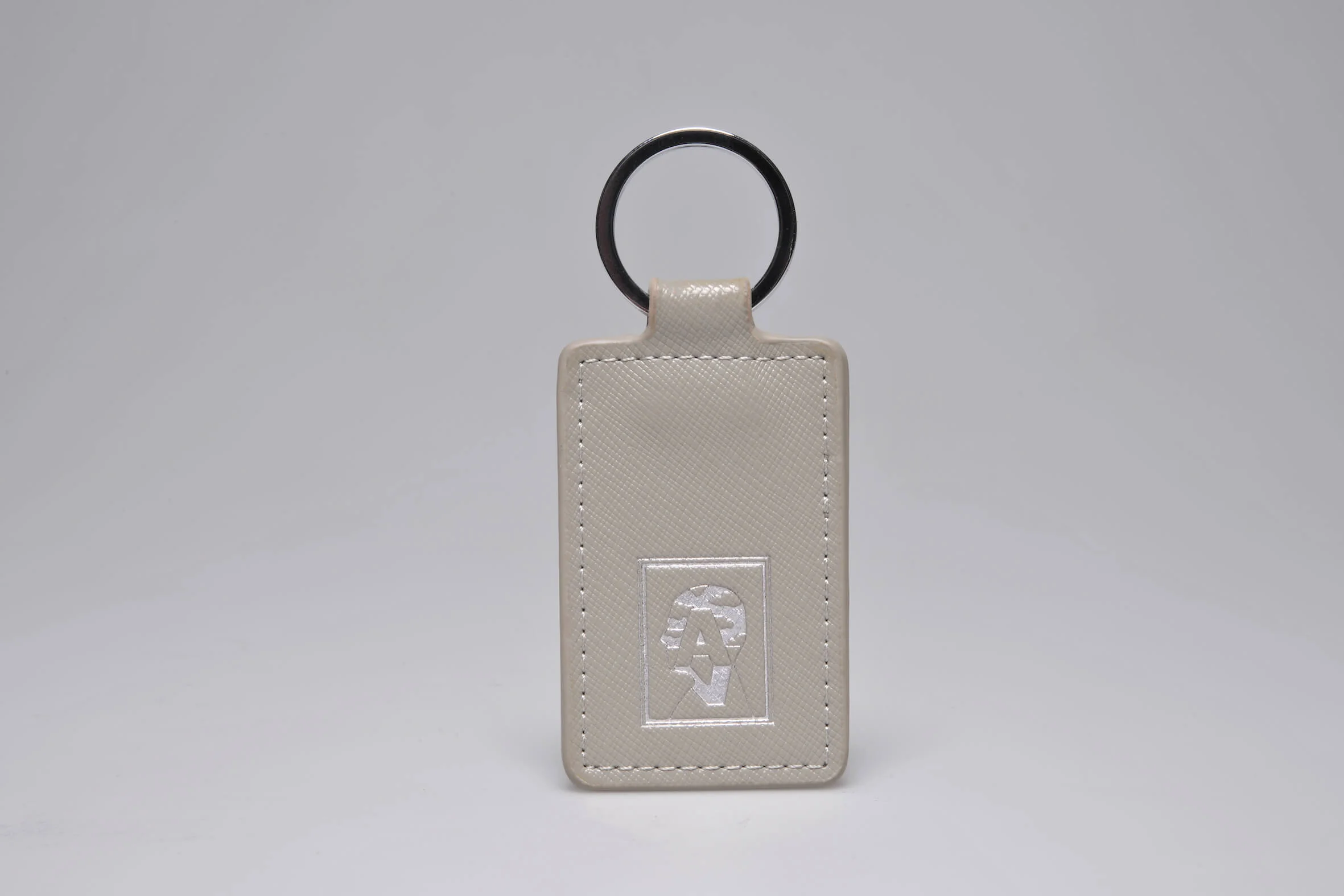 brandcraft_privatelabel_merchandise_agency_supplier_logo_embossing_debossing_embossing_stamping_leather_artificial_leather_pu_packaging_packaging_packaging_document_file_key_hanger_case_hanger_luggagetag_keychain_allianz_AJH_0567.jpg