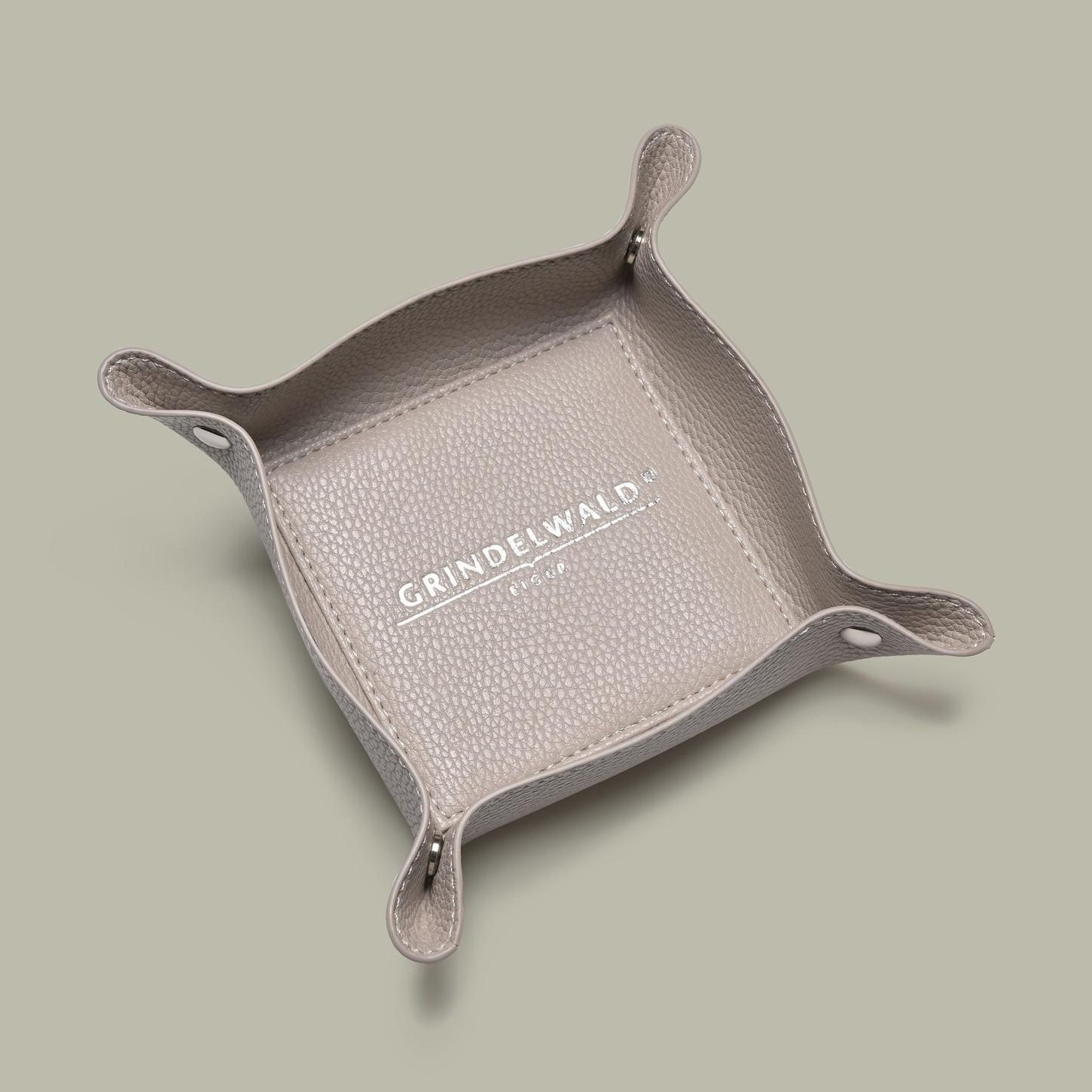 At @brandcraft_official  we not only produce high-quality promotional items for premium hotels, but also for special places. 

In this case for a very popular village in Switzerland: @grindelwald_eiger is a true natural jewel full of magical and fasc