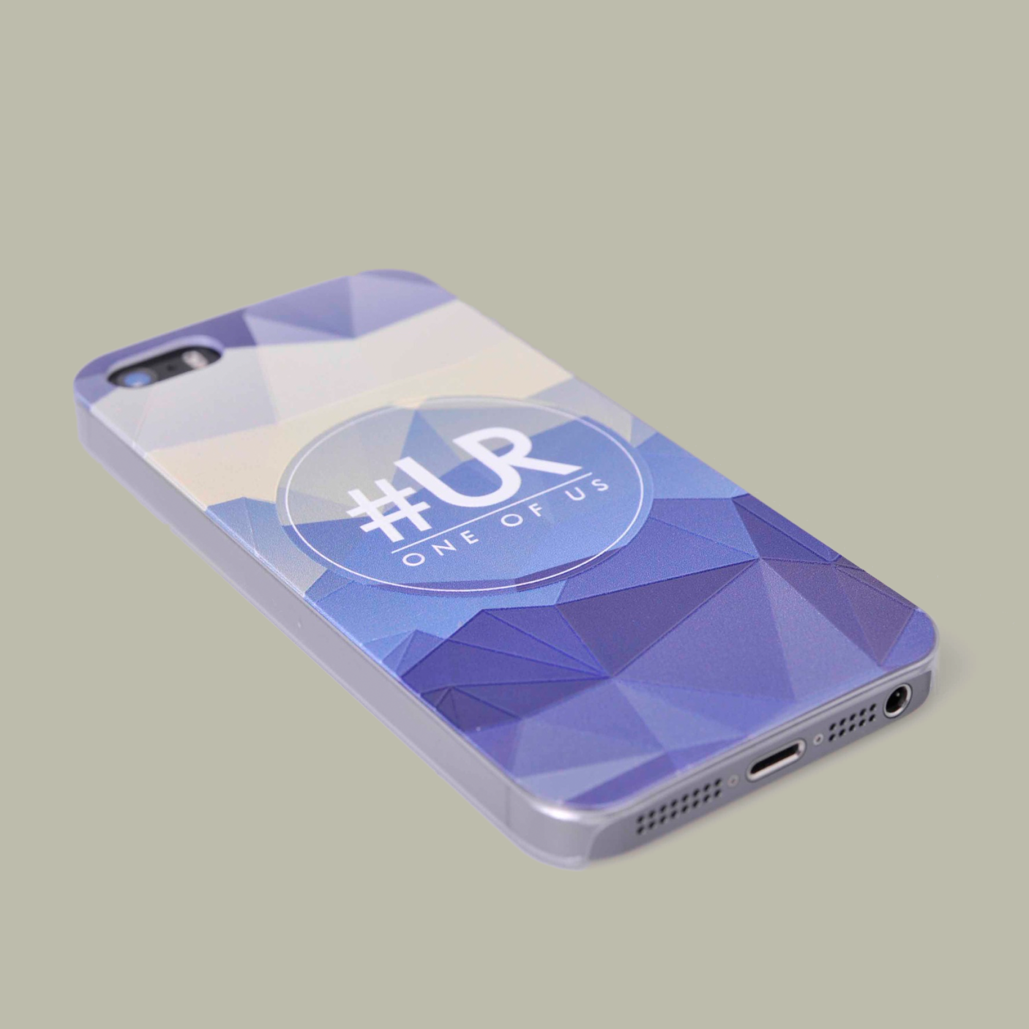 brandcraft_privatelabel_merchandise_agentur_lieferant_supplier_logo_pr%C3%91gung_stanzen_leder_kunstleder_pu_packaging_verpackung_premium_unique_individuell_ur_festival_handycase_case_cellphone_cover_h%C3%85lle_apple_iphone.png