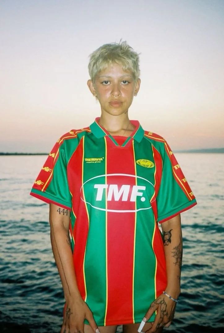 jersey 19.jpg
