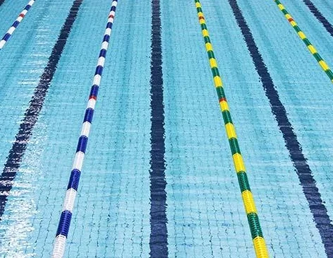 Swimmingpool.JPG