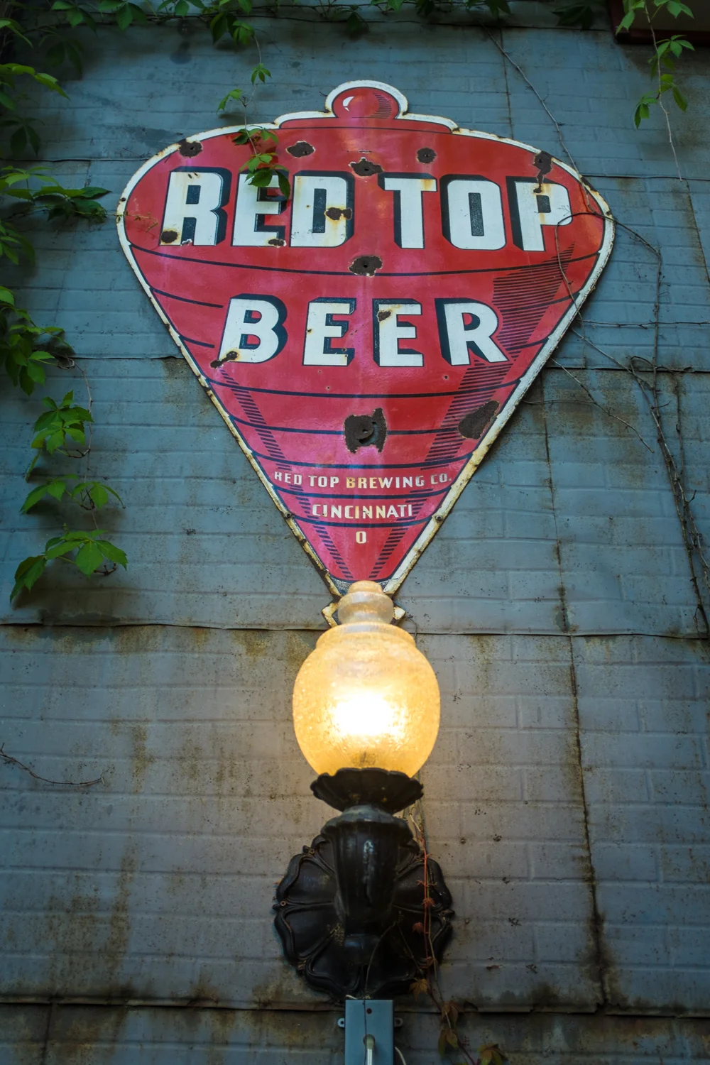 Story Inn - Red Top Beer sign