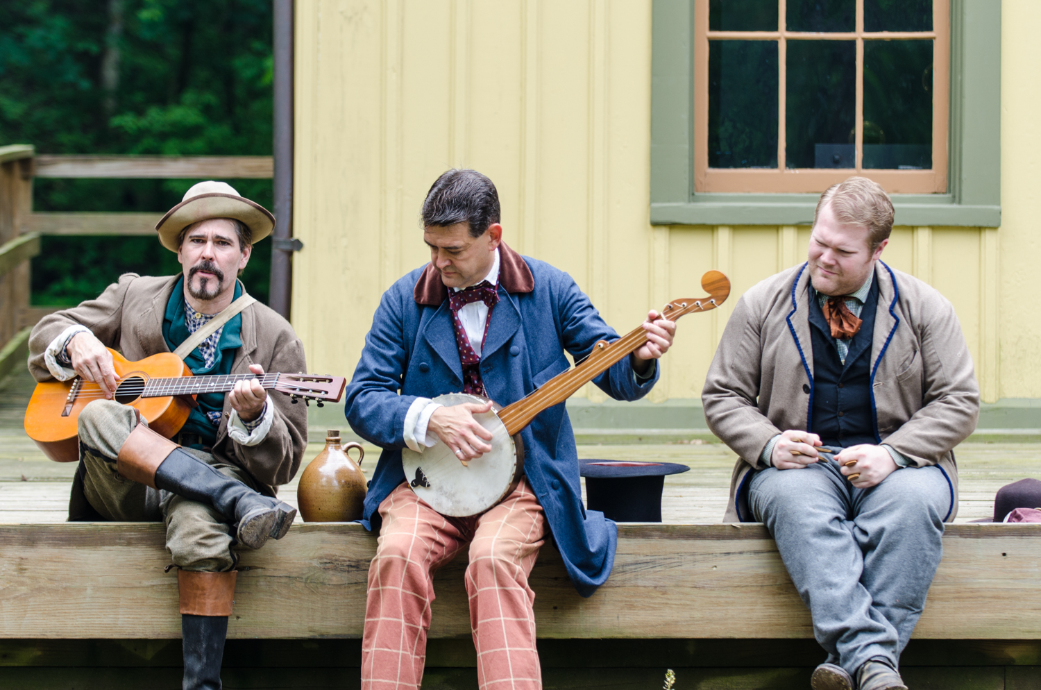 Even the entertainment is dressed in period! These guys gave a musical backdrop to the entire day.