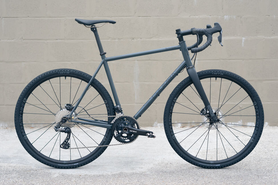 Chumba-Terlingua-Titanium-Gravel-Bike-Di2.jpeg