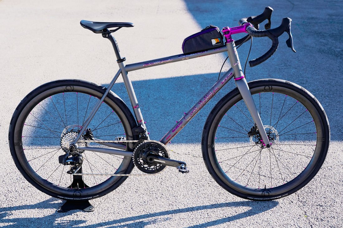 Chumba-Soco-SL-Titanium-All-Road-Bike-Warp-Ano-side.jpg