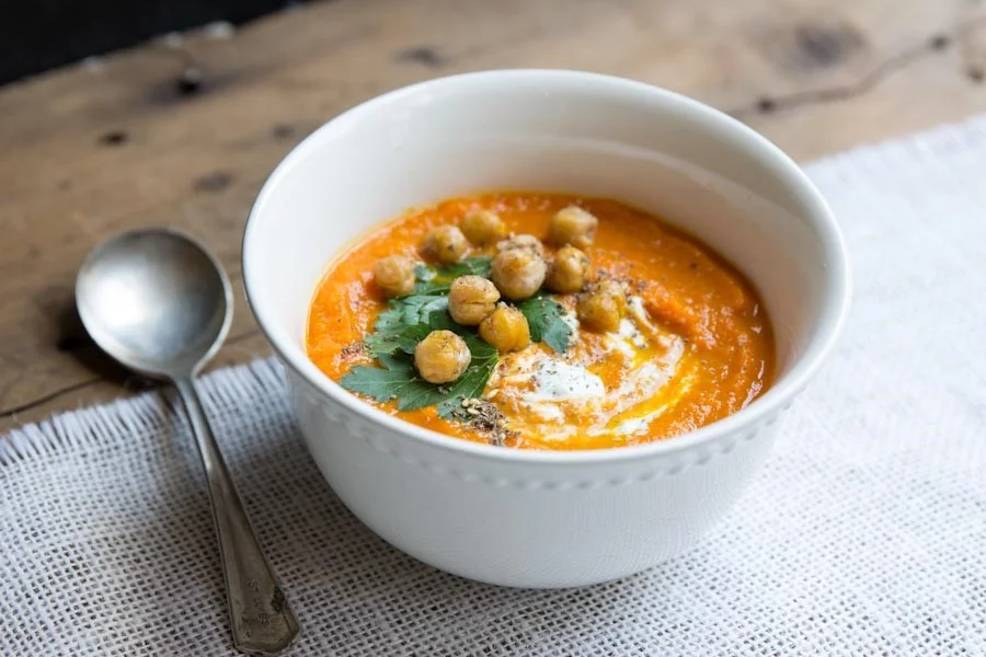 This recipe comes from the kitchen of Stuart Ruthven, our National Sales Executive. He used our Macarena Chickpea line which is grown in Central Queensland.