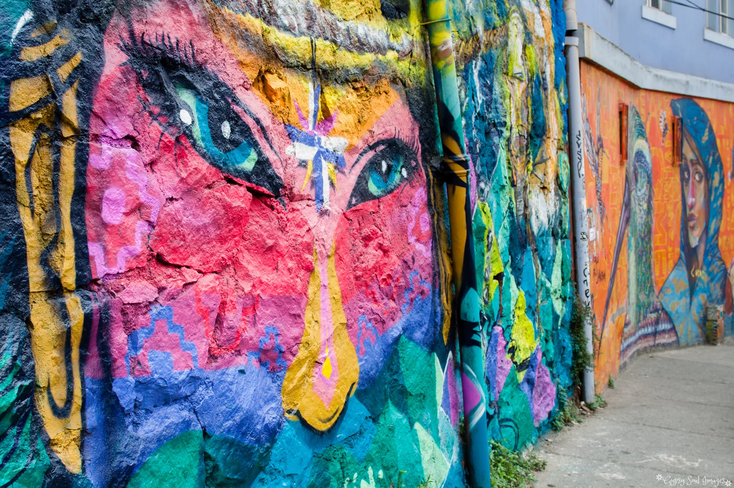 Eye Spy - Valparaíso, Chile