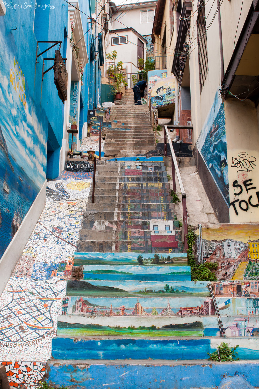 Street Art Steps - Valparaiso, Chile