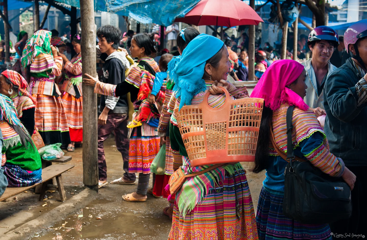 Market Shopping - Bac Ha, Vietnam