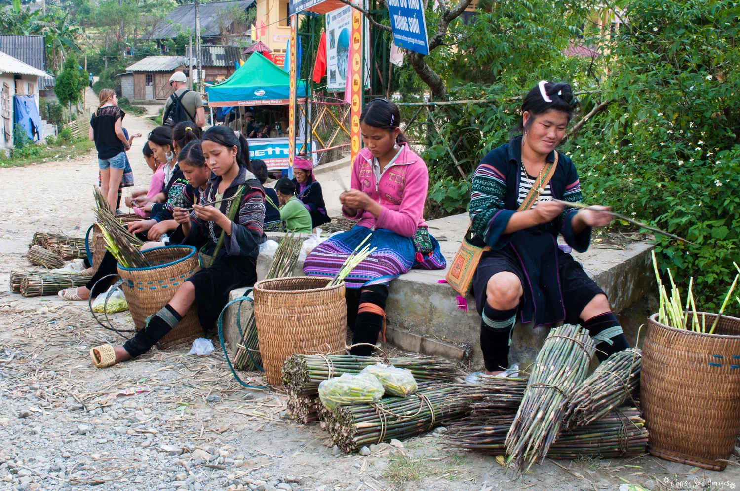 Bamboo peeling - Sapa, Vietnam